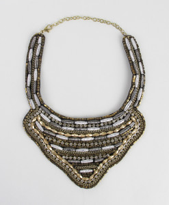  Collar barquitos