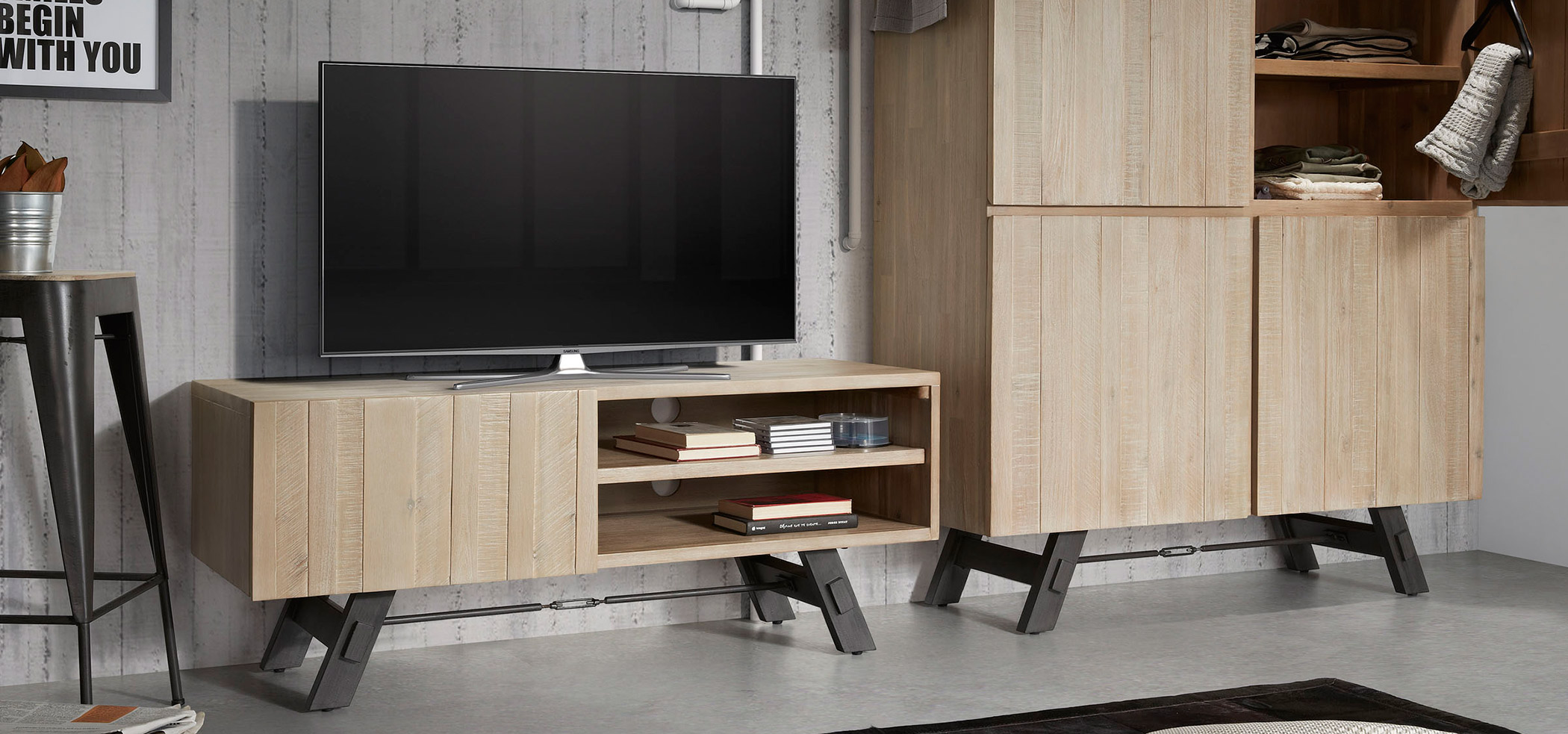 Mueble de televisión madera estilo industrial regalo dia del padre decoratualma