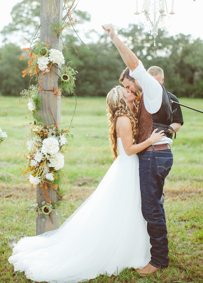 casual country wedding