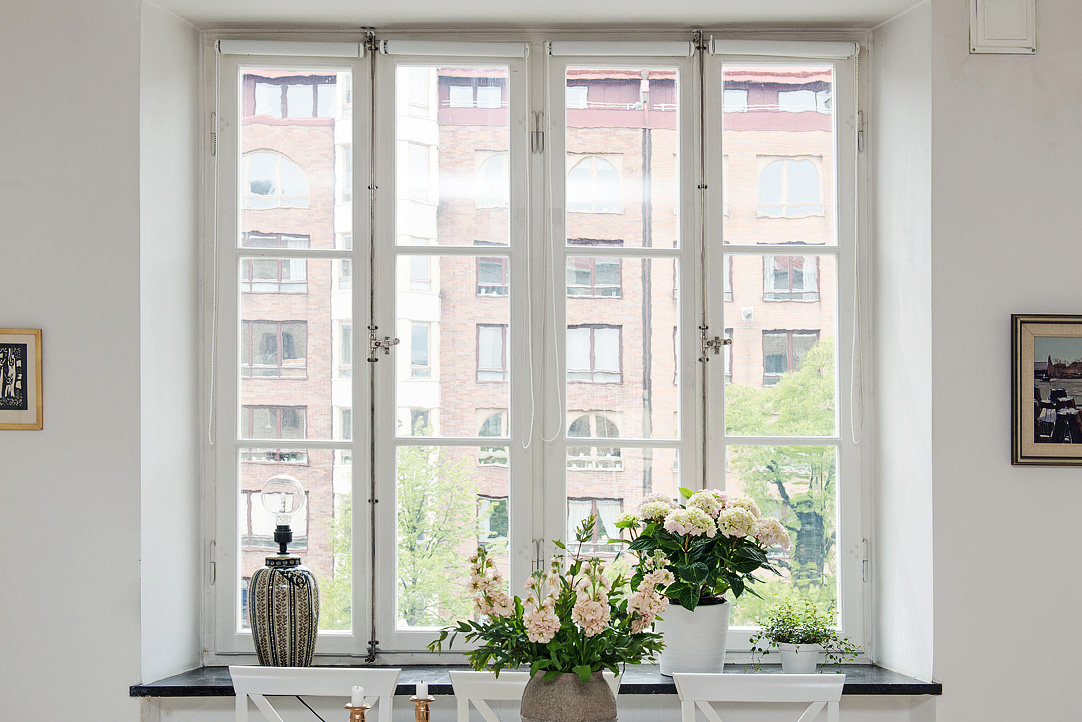 13 detalle ventana decoratualma DTA flores estilo chic romantico nordico