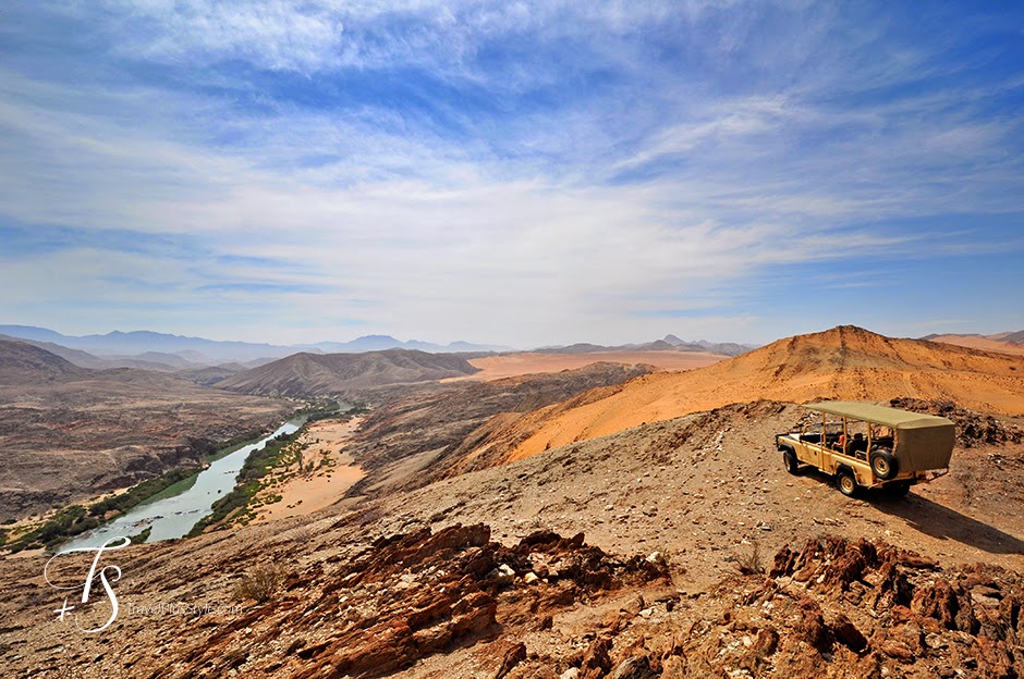 largo,piedra,desierto,