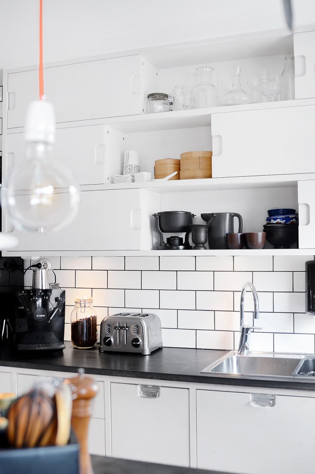 4 detalle cocina decoratualma dta blanco y negro